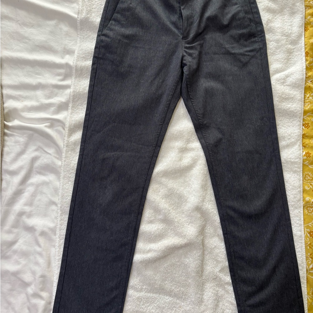 Dark Gray Straight Leg Pants / ZARA Size USA 30